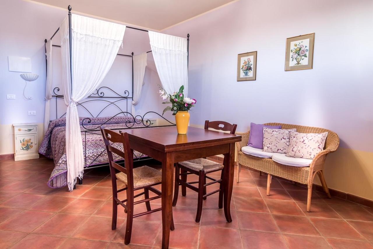 Agriturismo Borgo Campetroso Suvereto Oda fotoğraf